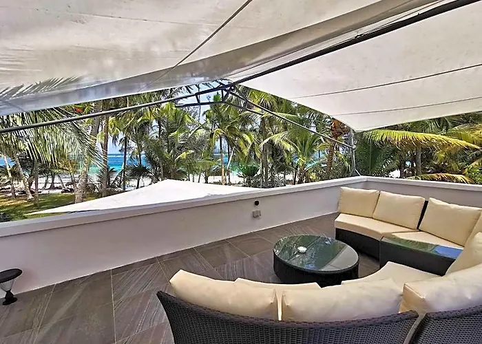 Searenity Beach Villa